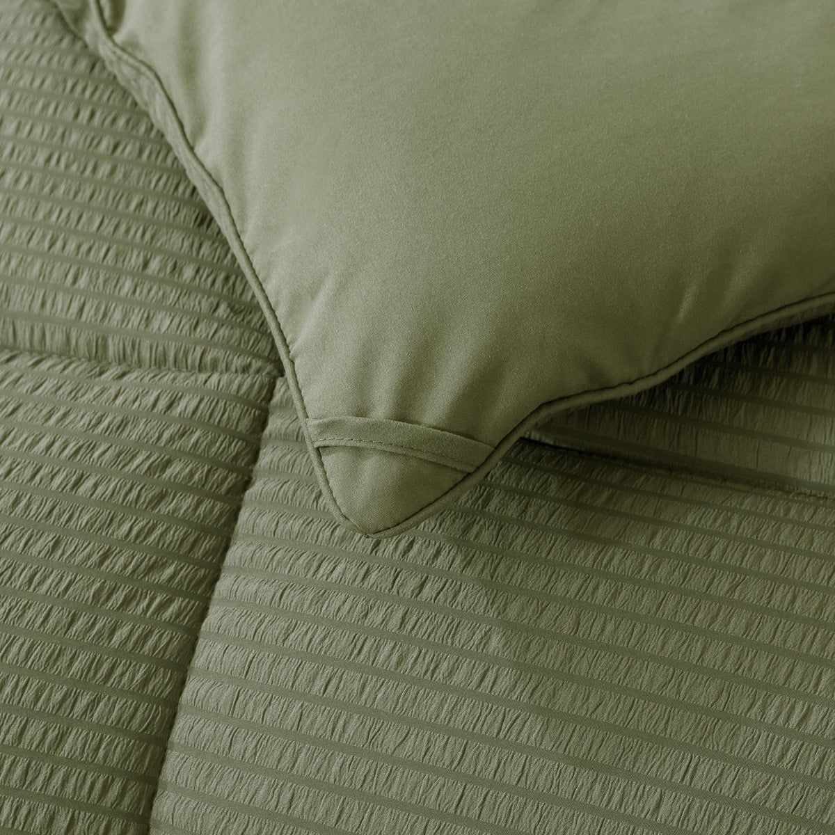 Kasentex Reversible All-Season Comforter Twin/Queen/King - Cozy Down Alternative Bedding