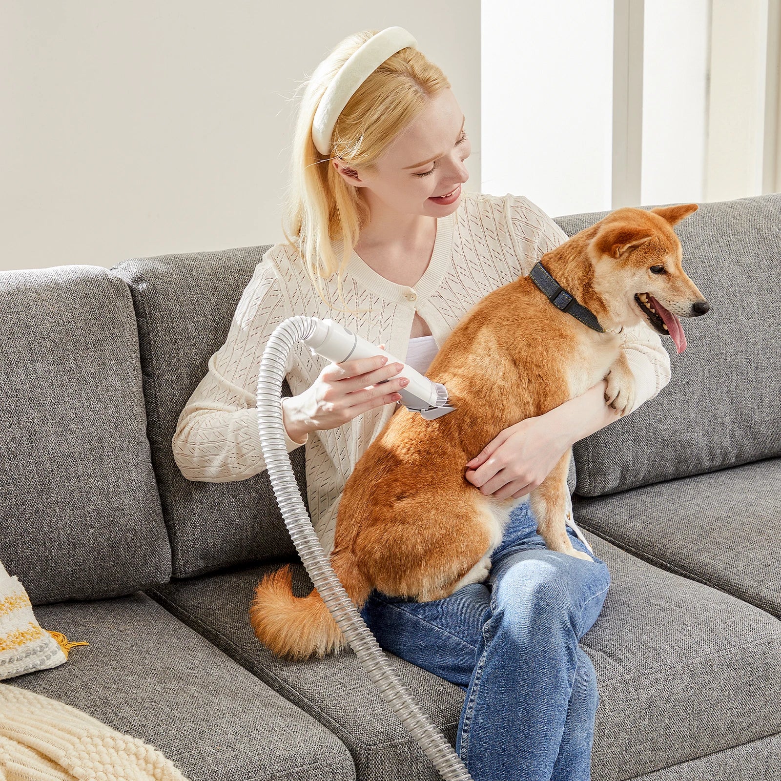 Professional Pet Grooming Vacuum Kit 3 Suction Modes and 5 Groomer Tools with Cordless Low Noise Dog Clippers for Cats