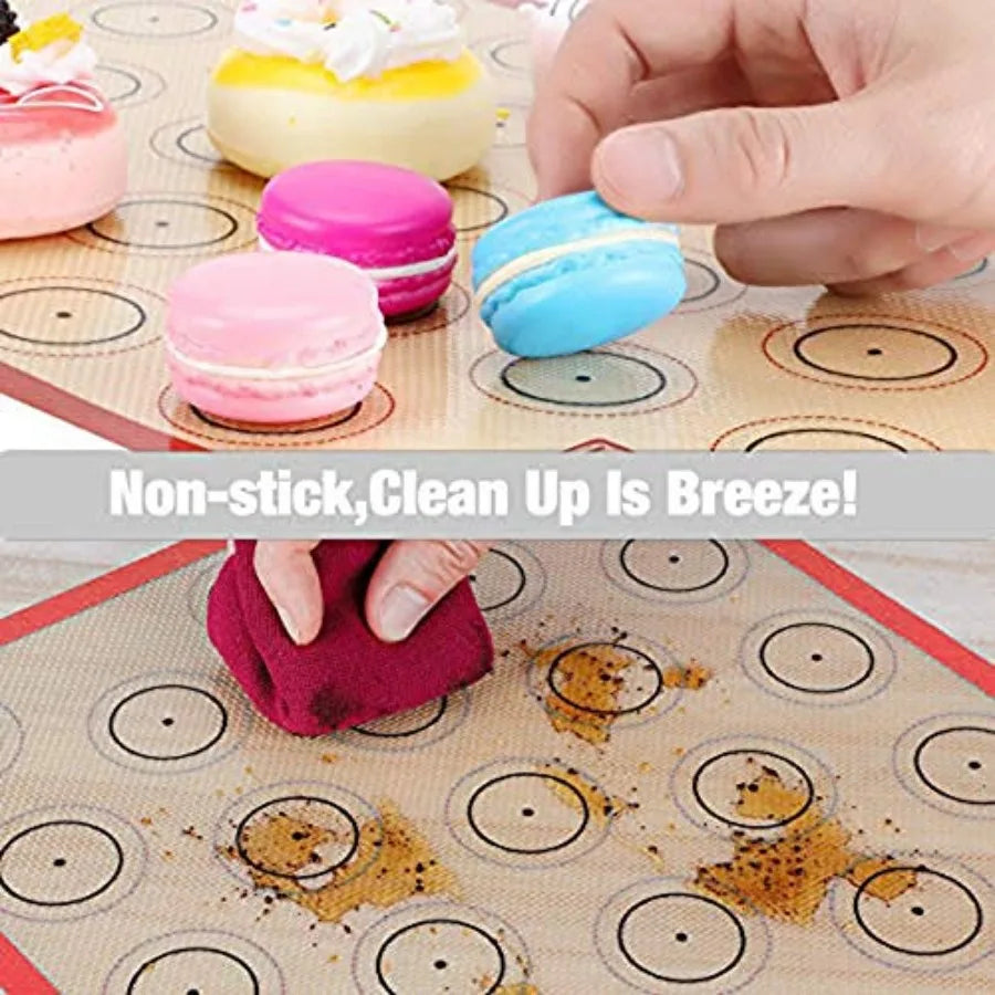 Set of 2 Non Stick Silicon Macaroon Baking Sheet